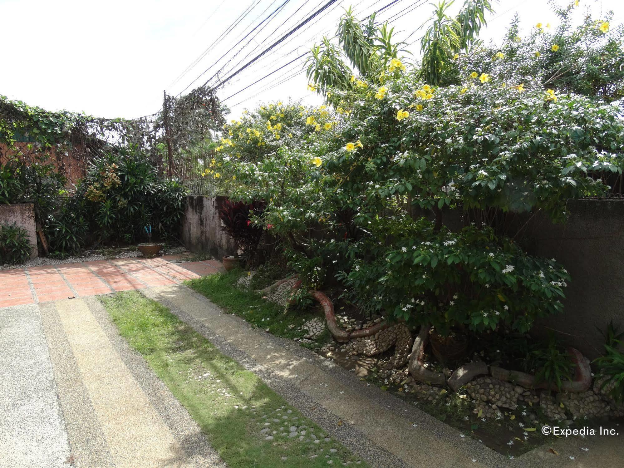 Davao City Casa Ruby Pension House מראה חיצוני תמונה